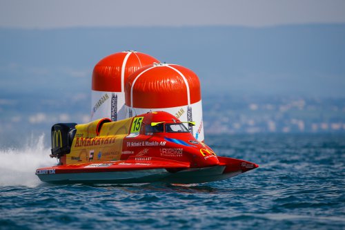 F1H2O 060719 EVIAN PAL110