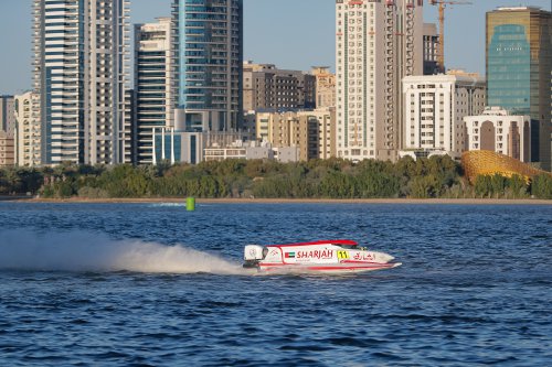 F1H2O Sharjah Simon 20191221 0502