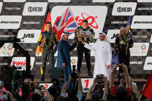 F1H2O Sharjah Simon 20191221 0610