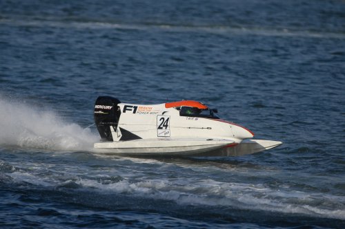 f1h2o 191219 sharjahPAL6157